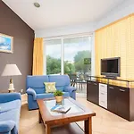 Villa Elena Dorada